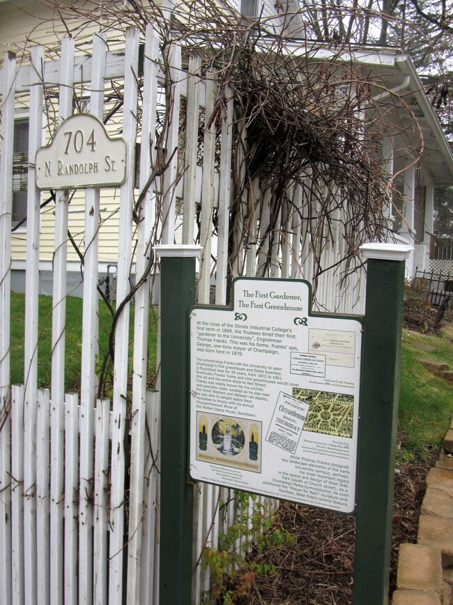 Photo - 704 N Randolph St