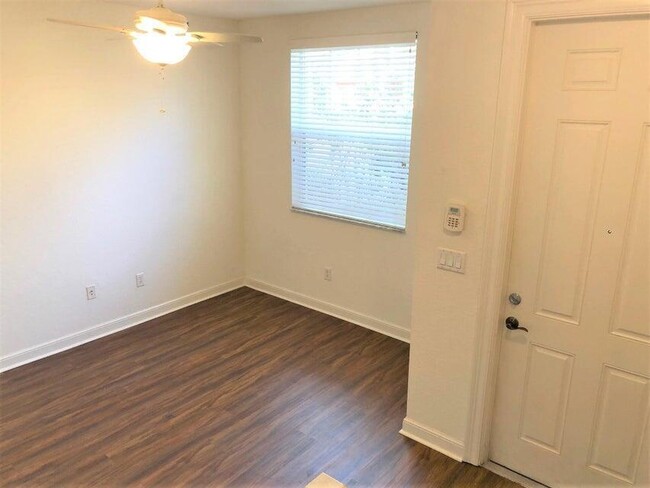 Photo - 810 Marina Del Ray Ln