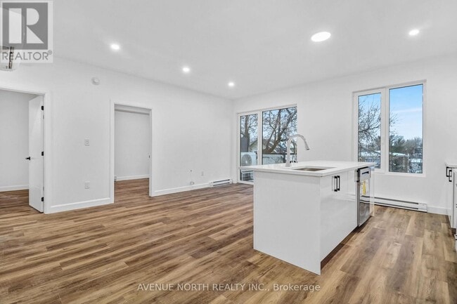 Photo - 96 Jolliet Ave Unité 4