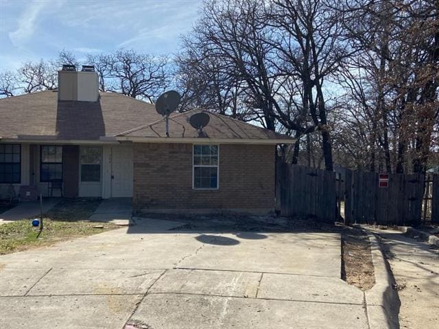 Photo - 702 Woodland Ct Townhome