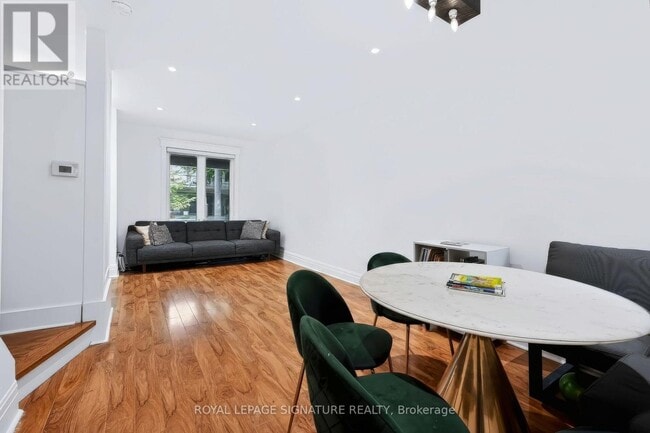 Photo - 37 Strathcona Ave