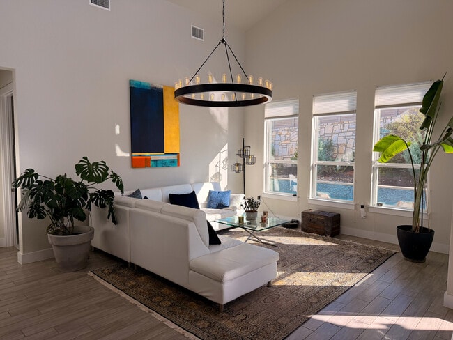 Photo - 11001 Charger Way