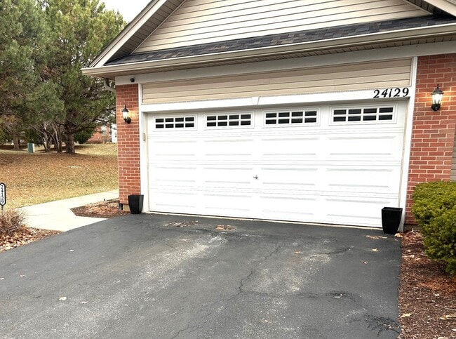 Photo - 24129 Walnut Cir