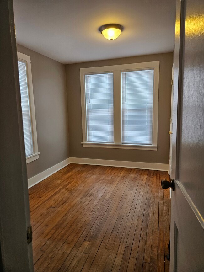 Photo - 1444 Main St Unit Lower