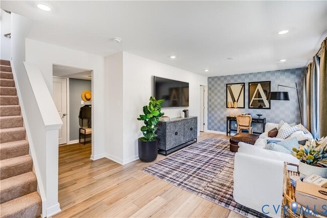 Photo - 8768 Pioneer Hl Dr