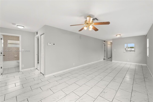 Photo - 745 NW 3rd Ct