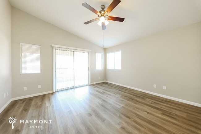 Photo - 15850 N 32nd Way