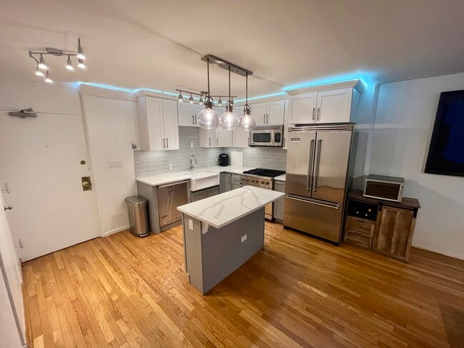 Building Photo - 1000 N Lake Shore Dr Unit 803 Rental