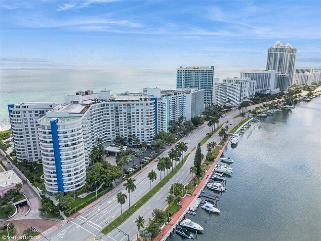 Building Photo - 5161 Collins Ave Unit 1208 Rental