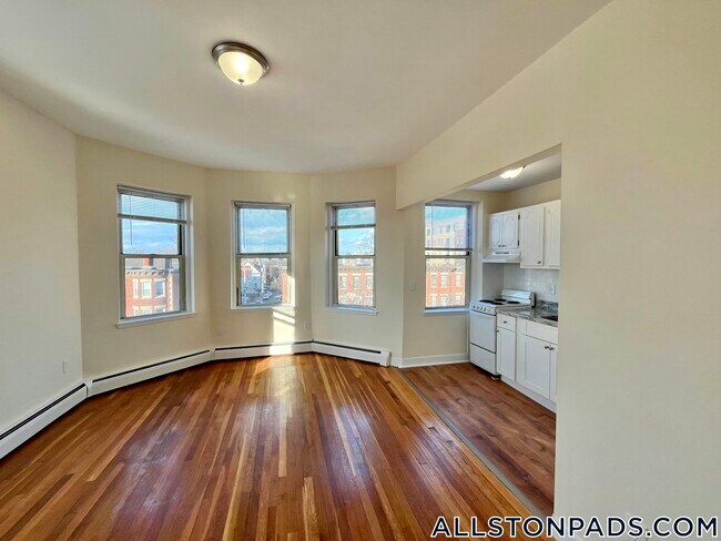 Photo - 64 Brighton Ave Unidad 404