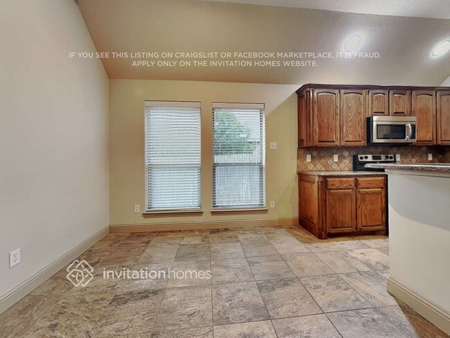 Photo - 108 Chateau Dr