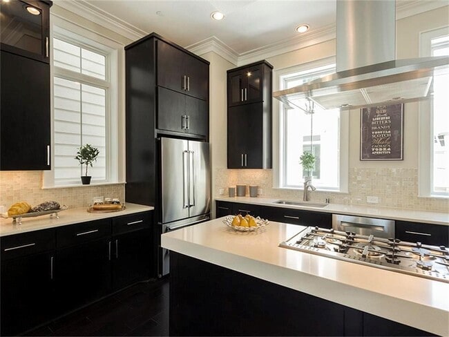 Photo - 1208 Bartlett St