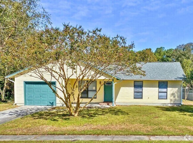 Building Photo - Open Concept 3 bedroom Jacksonville Home