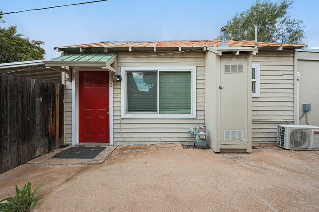 Photo - 1023 E Meadowbrook Ave