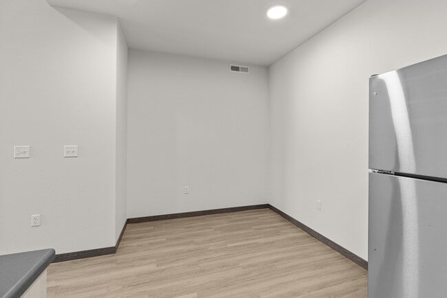 Photo - The Cape at Interlake