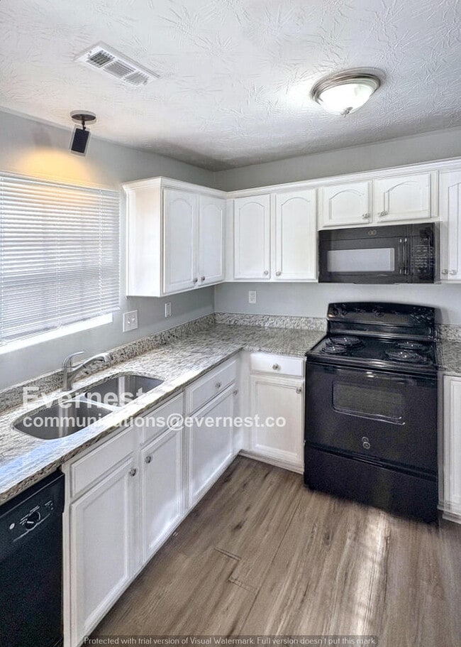 Photo - 1997 Oak Terrace Dr SE