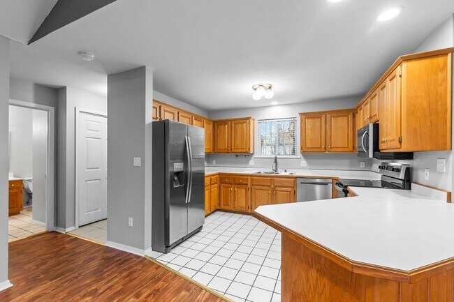 911 Stonebridge Dr Unit 911