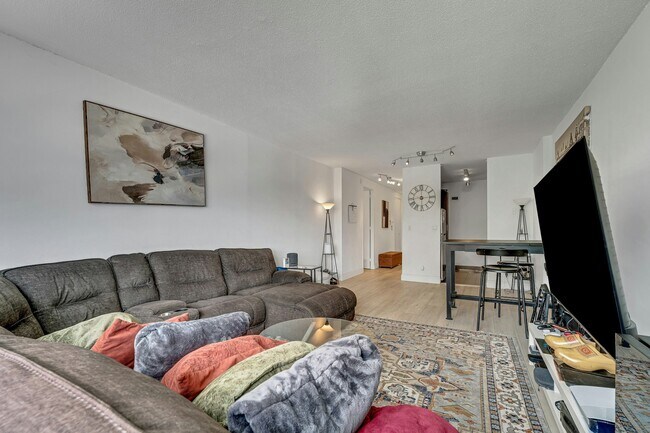 Photo - 7002 JFK Blvd E Unit 16H