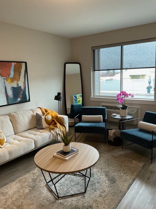 1101_-1.jpeg - The Landing at Saddlerock