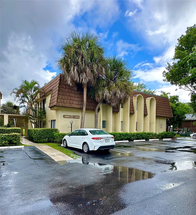 Photo - 11622 Royal Palm Blvd Unit 11622