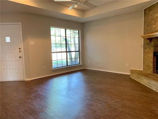 Photo - 539 Canary Ln