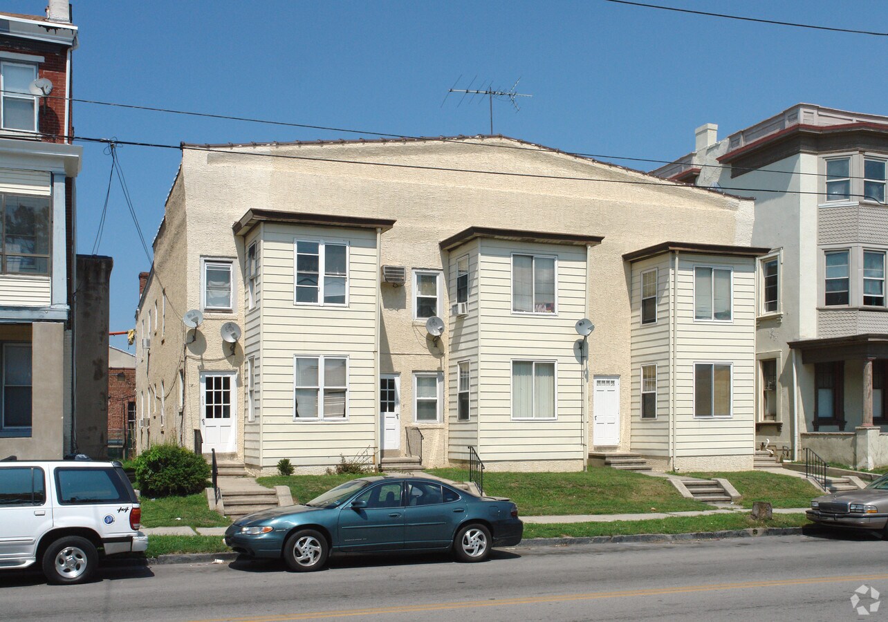 Photo - 605-609 W Main St Apartments