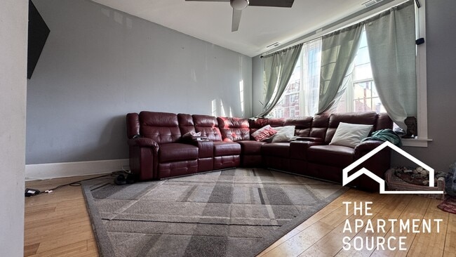 Photo - 2642 W Hirsch St Unit 2