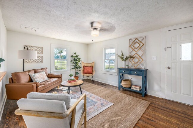 Photo - 638 Vickery St