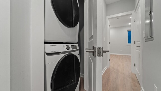 Photo - 1432 Ogden St Unit 1