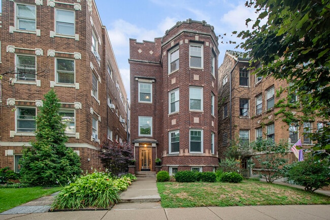 Building Photo - 610 Michigan Ave Unit 3 Rental