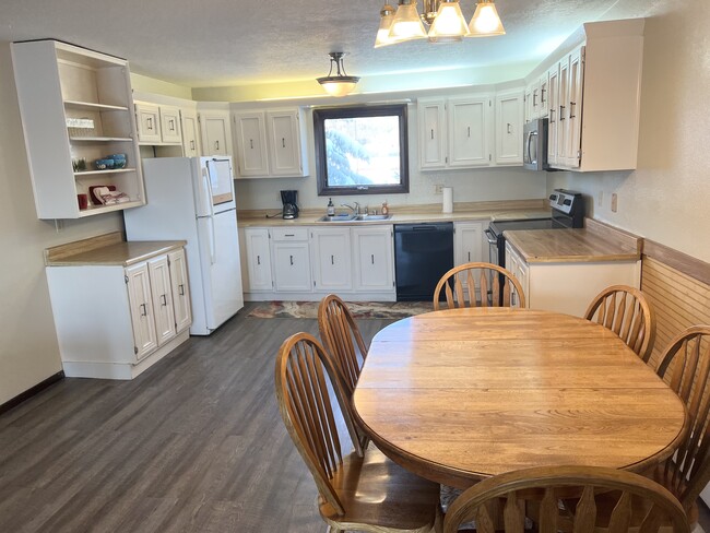 Photo - 11527 Heritage Ct