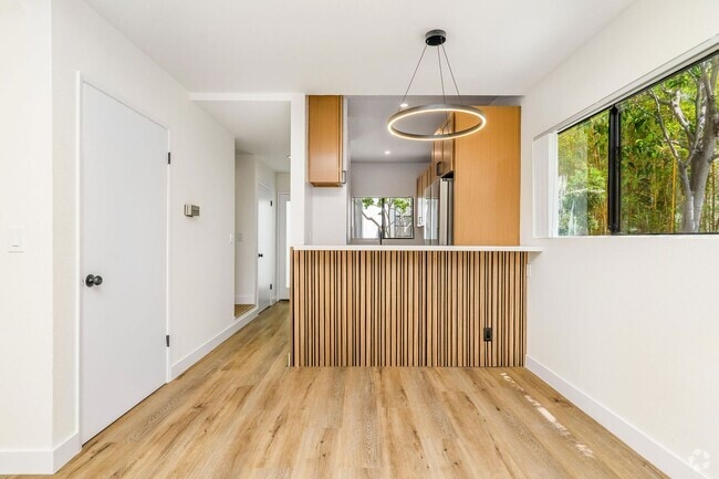 Building Photo - 2500 Abbot Kinney Blvd Unit 7123 - APT 1