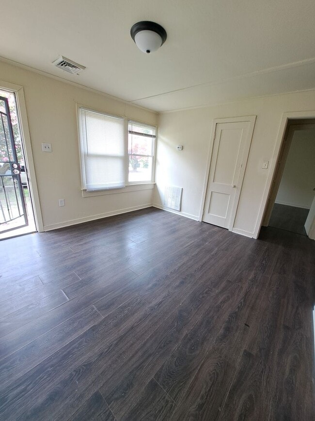 387 Carver Cir Unit 387 Carver Circle