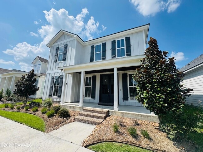 Photo - 113 Oak Village Dr