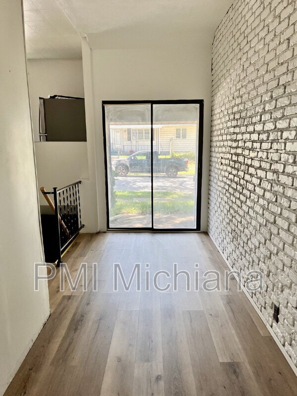 Photo - 1829 S Jackson St