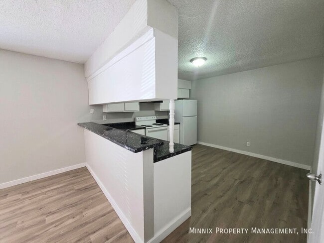 Photo - 3007 W Louisiana Ave Unit 13