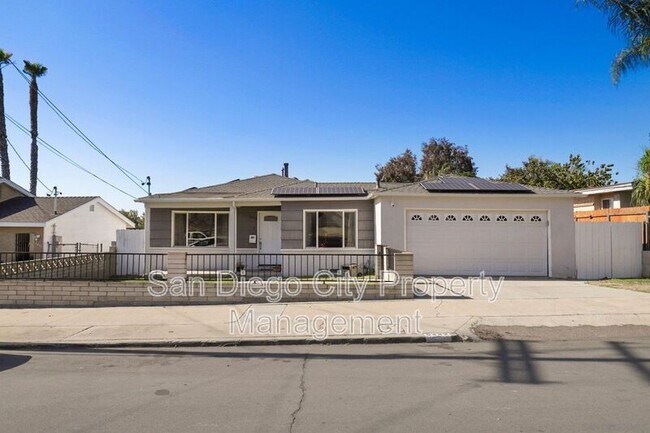 Building Photo - 5442 San Onofre Terrace
