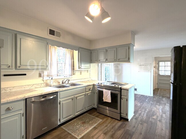 Photo - 7094 Corsica Dr