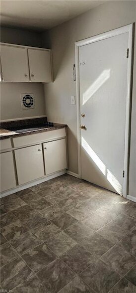 Photo - 4729 Sullivan Blvd