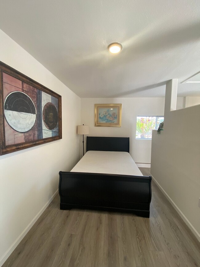 Photo - 13130 Ridgedale Dr Unidad ADU