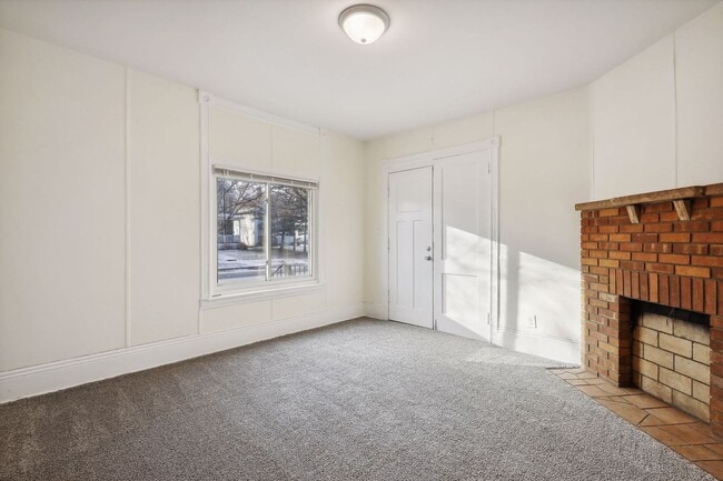 Photo - 283 W Harrison Ave Unit 1
