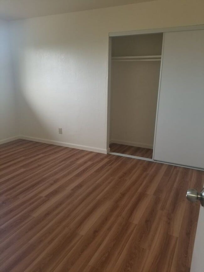 Photo - 18754 Eisenhower St Unit 18756 Eisenhower St