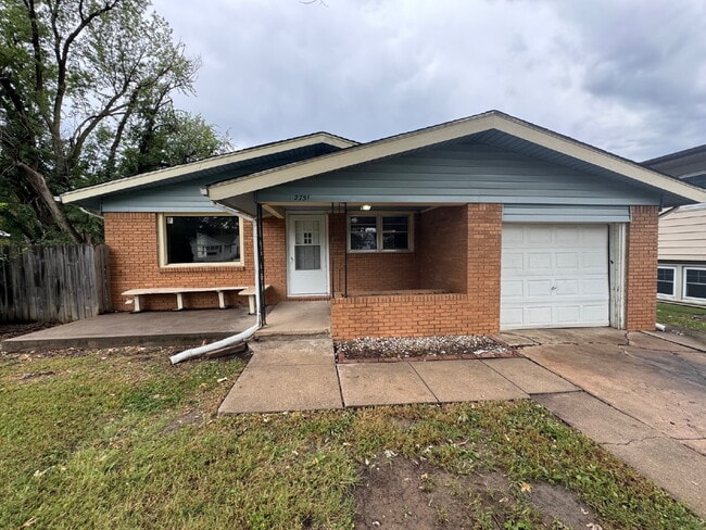Building Photo - "Charming 3-Bedroom Home in Wichita – 1118...