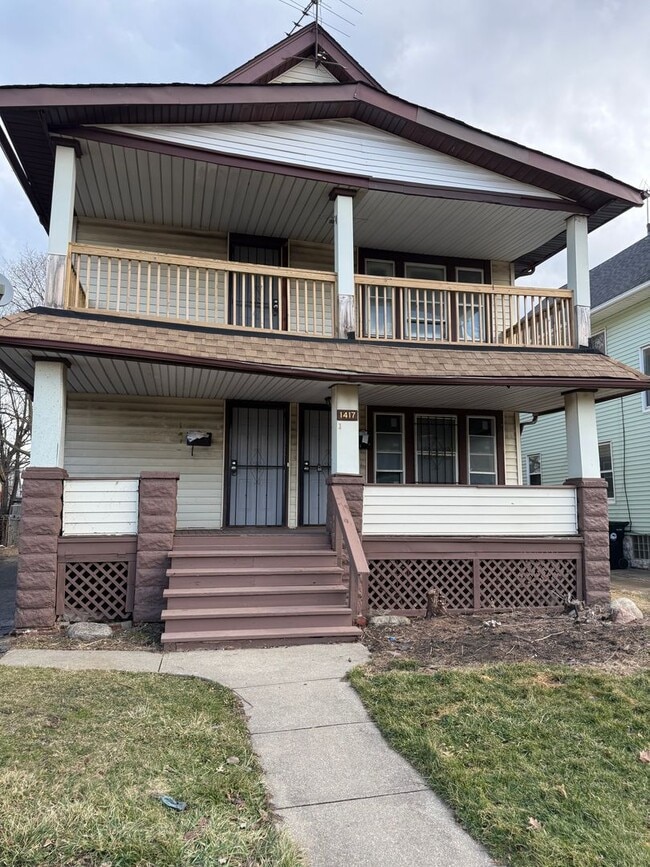 Building Photo - 1417 E 175th St Unit DN