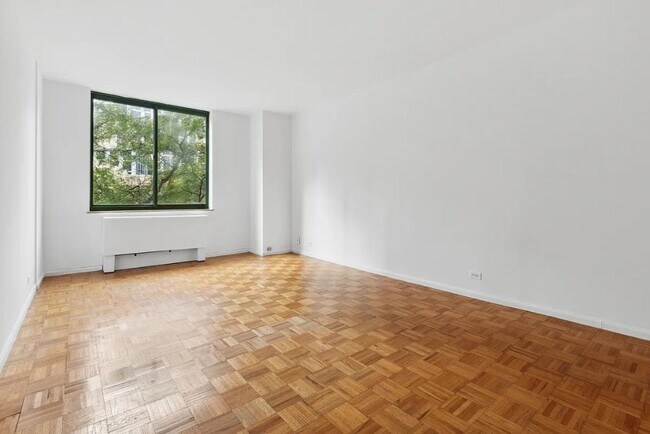 Photo - 295 Greenwich St Unit 8v