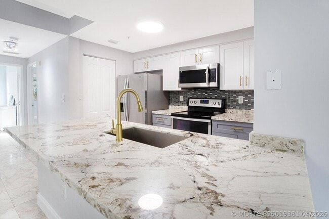 5860 W Sample Rd Unit 204