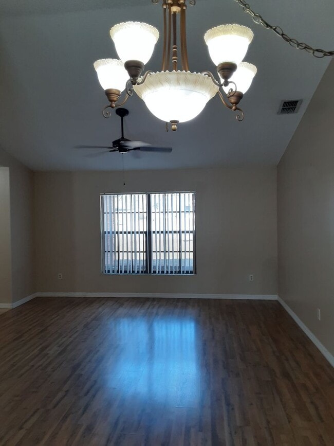 Photo - Split Floor Plan POOL HOME