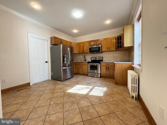 Photo - 212 E Moreland Ave
