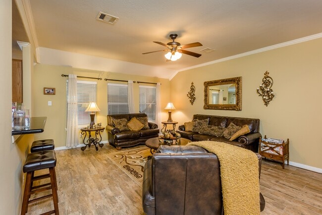 Building Photo - 24718 Cobble Canyon Ln