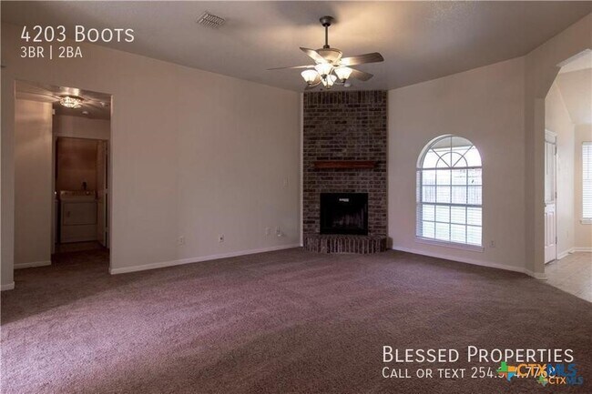 Photo - 4203 Boots Dr